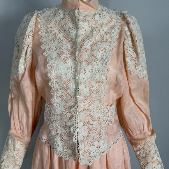Vintage 1980s LORRIE KABALA Victorian 2pc Lace Linen Set, Juliet Sleeves Size 8 - Picture 2 of 16